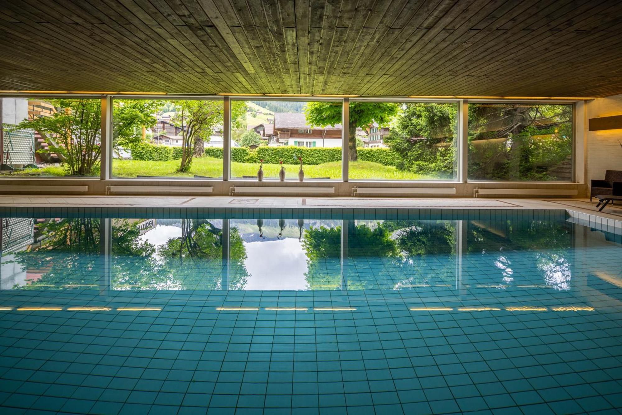 Sporthotel Wildstrubel Lenk Kültér fotó